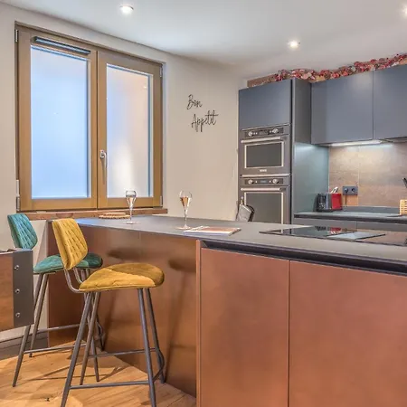 Apartment 4 Bedroom With Access Les Gets