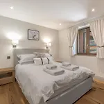 4 Bedroom With Access *