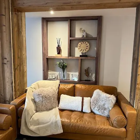 4 Bedroom With Access