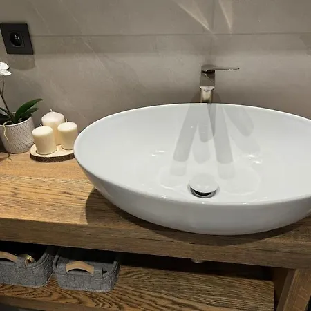 4 Bedroom With Access Апартаменты