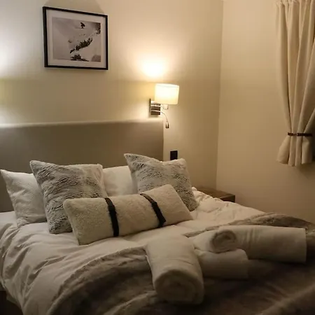 4 Bedroom With Access