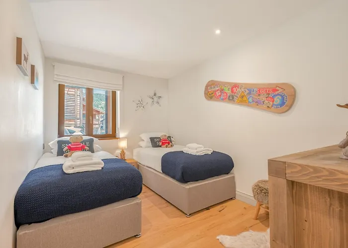 4 Bedroom With Access * レ・ジェ